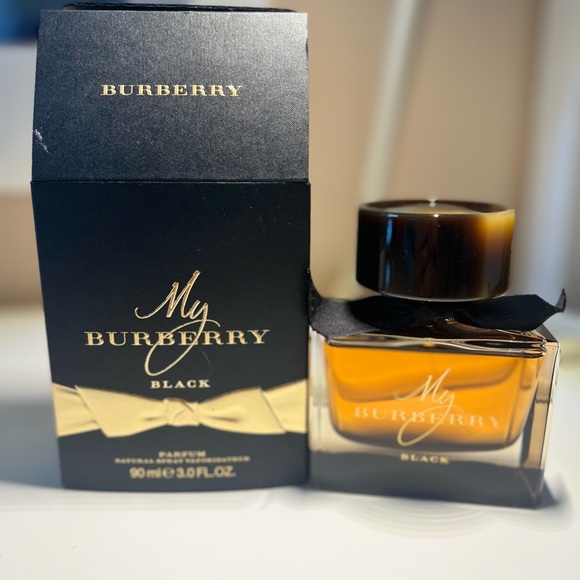 Burberry Black Perfume - Picture 2 of 2